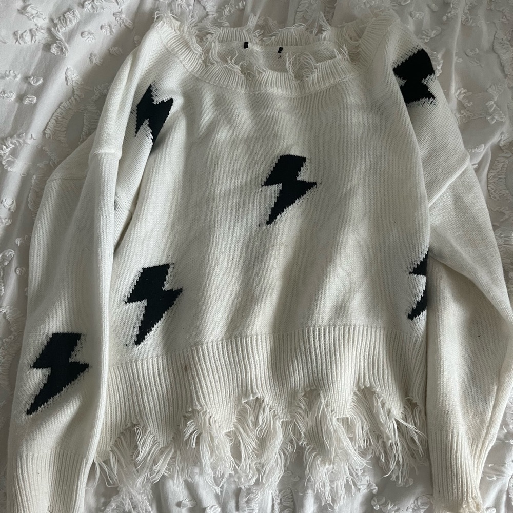 Super cute lightning bolt sweater!!